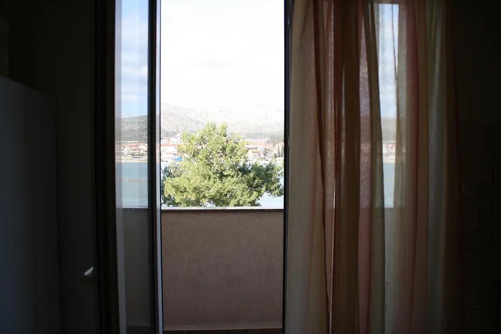 Apartments Mise Trogir