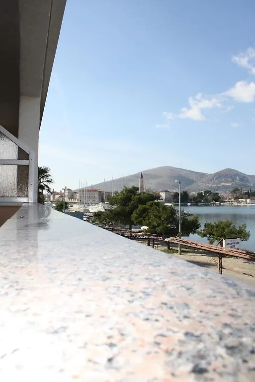 Apartments Mise Trogir