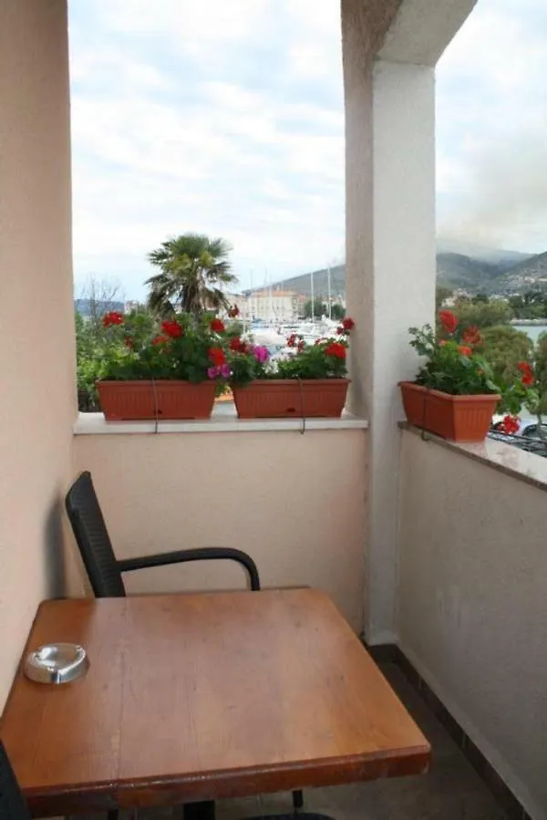 Apartments Mise Trogir
